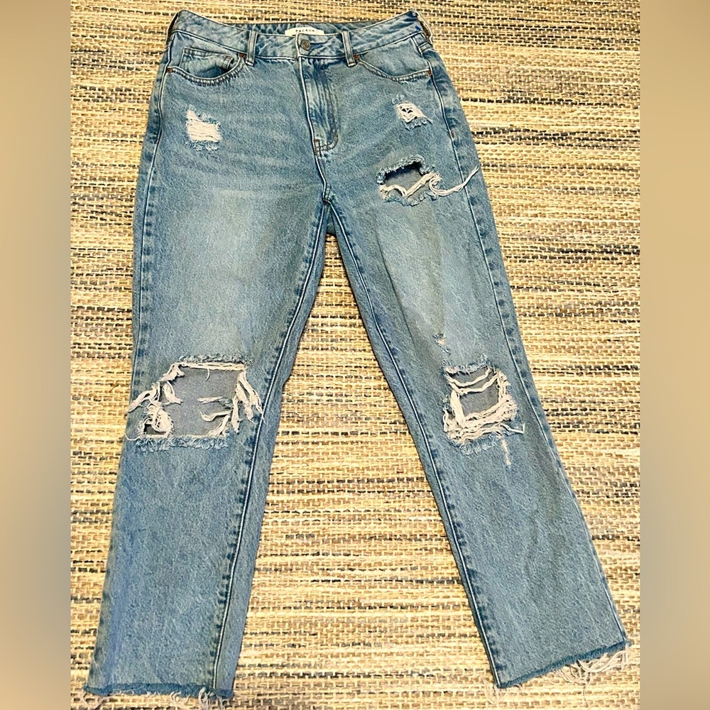 Pacsun sz 27 distressed “mom jeans”